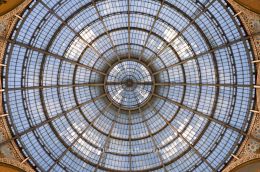 Milan's Galleria Vittoria Emanuele II, Italy