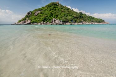 Beach on Nang Yuan Island near Koh Tao, Thailand