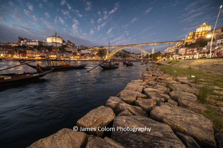 Ponte Luis 1 at night from bank of River Douro, Porto, Portugal